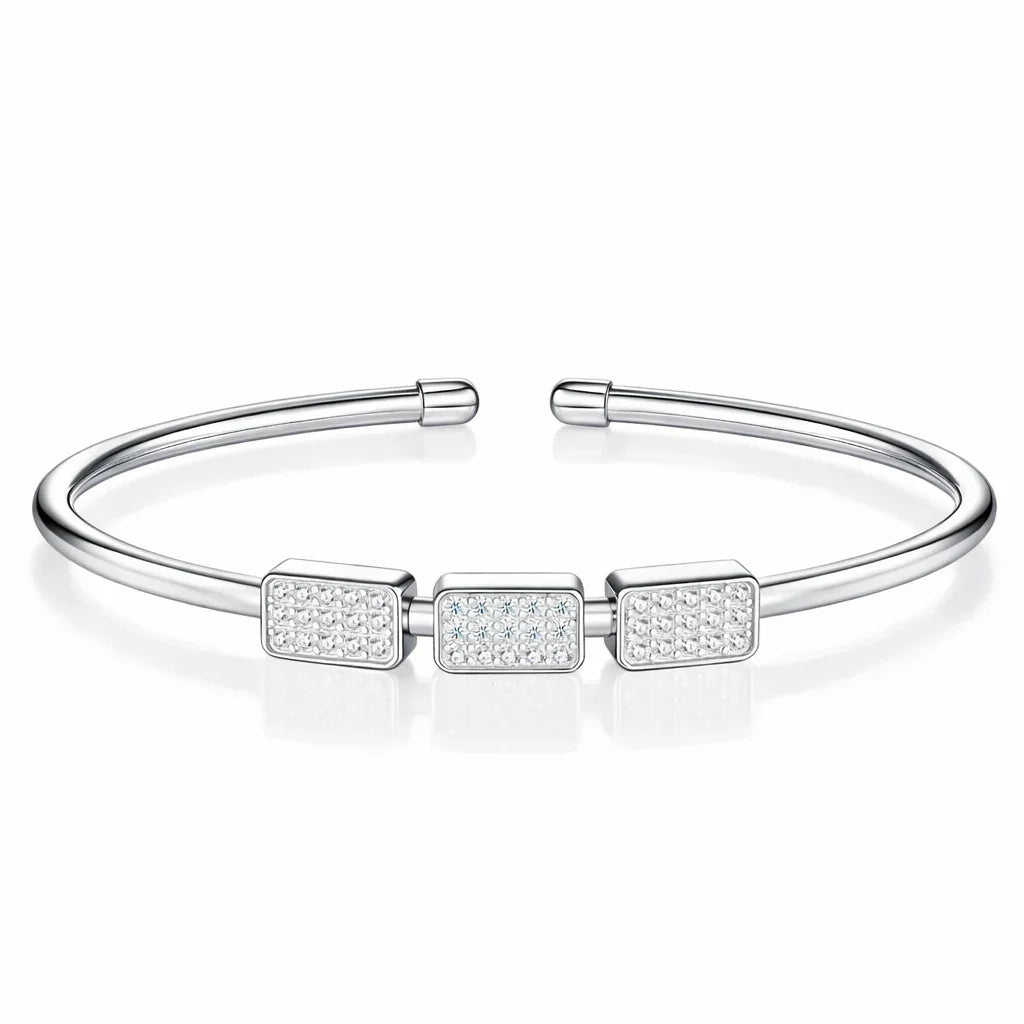 Bracelet Featuring Top-quality Moissanite, Made Of S925 Silver