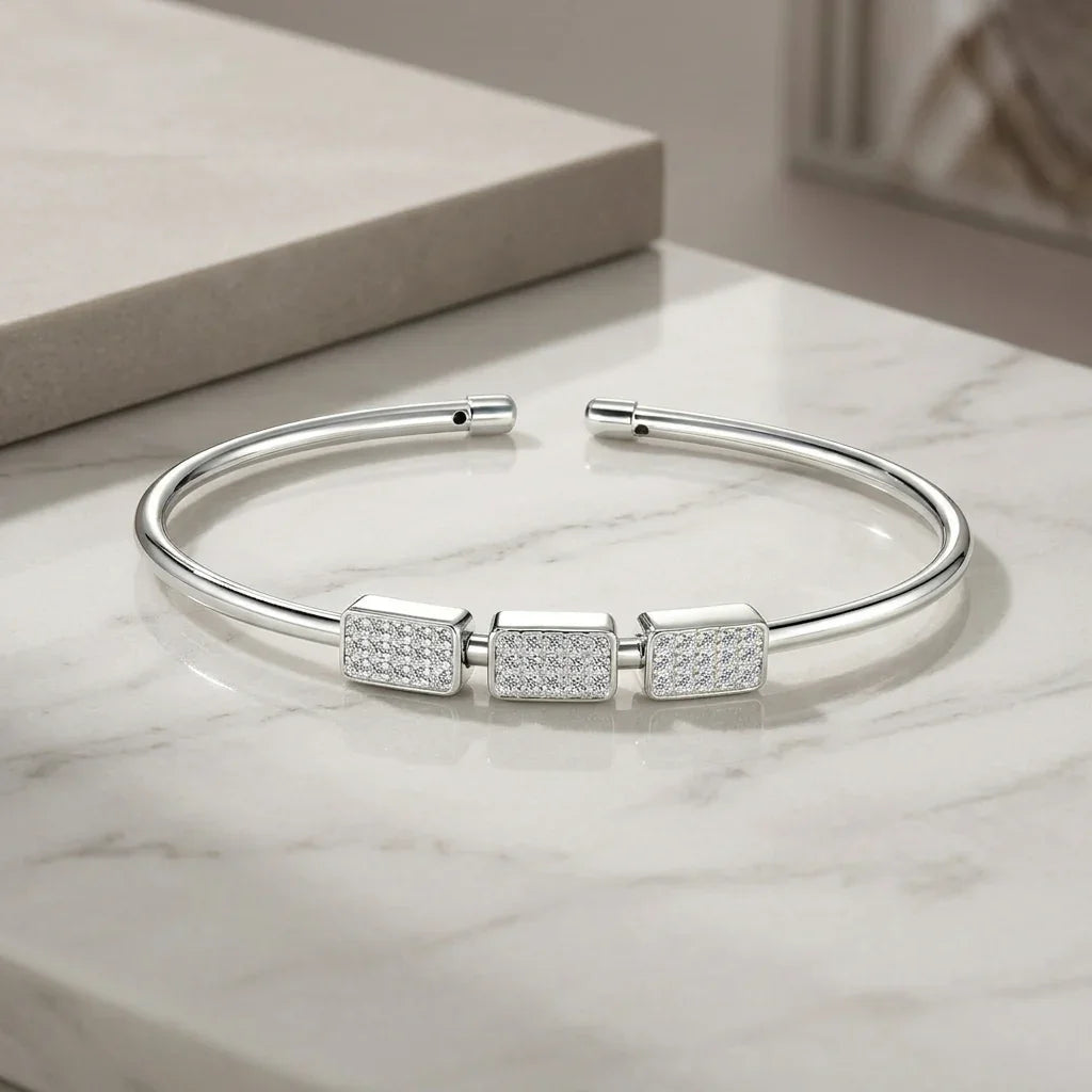 Bracelet Featuring Top-quality Moissanite, Made Of S925 Silver