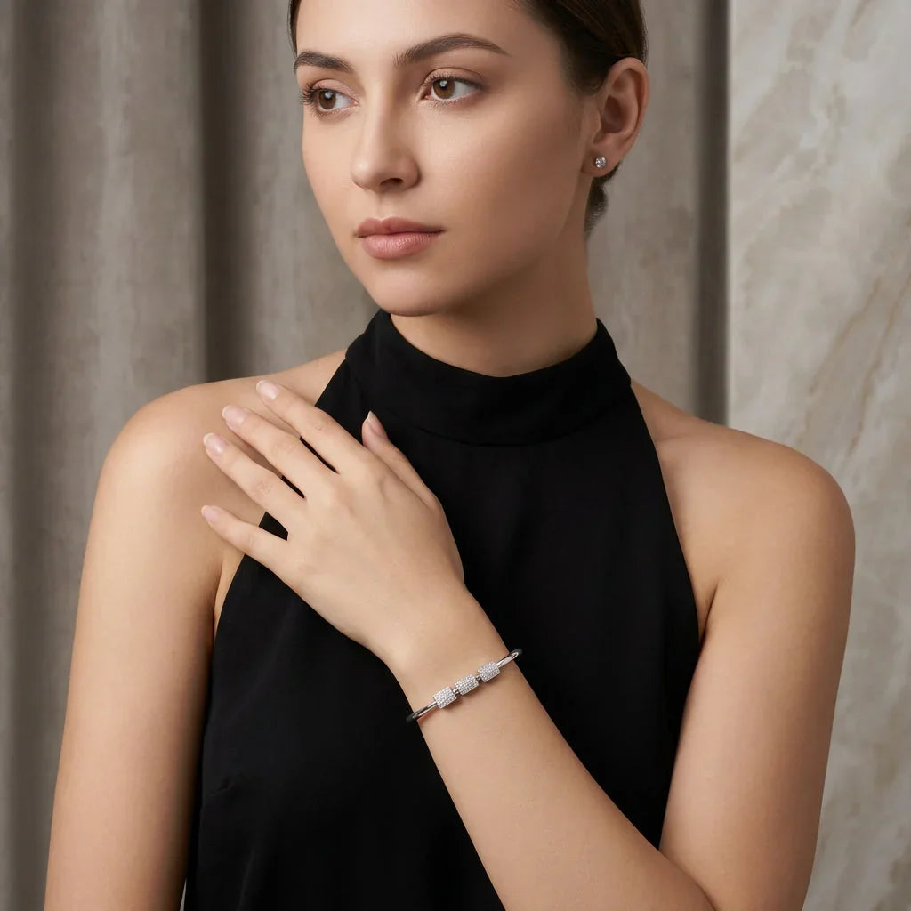 Bracelet Featuring Top-quality Moissanite, Made Of S925 Silver