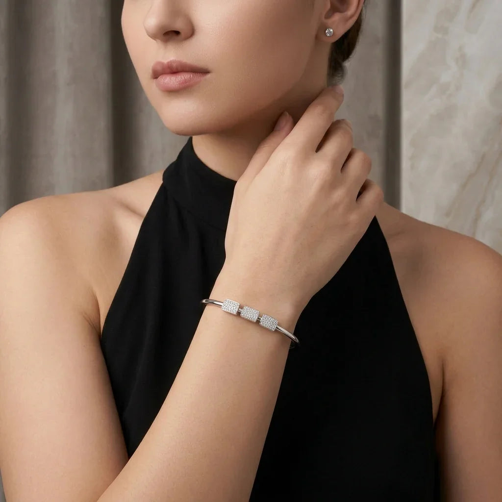 Bracelet Featuring Top-quality Moissanite, Made Of S925 Silver
