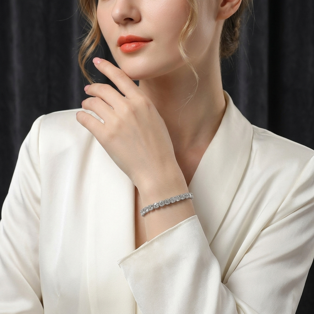 Bracelet Luxury Moissanite Jewelry SilverIs Made Of S925 Silver Electroplated With Platinum