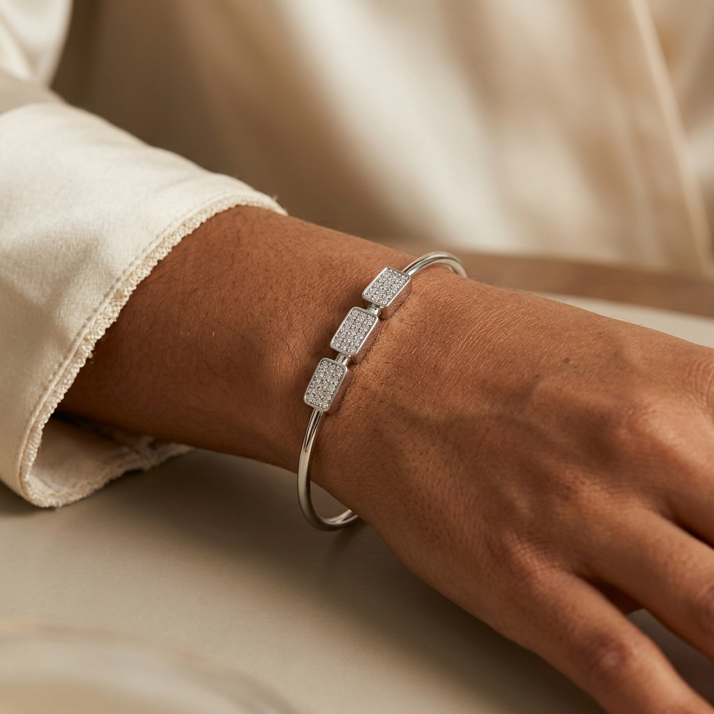 Bracelet Featuring Top-quality Moissanite, Made Of S925 Silver