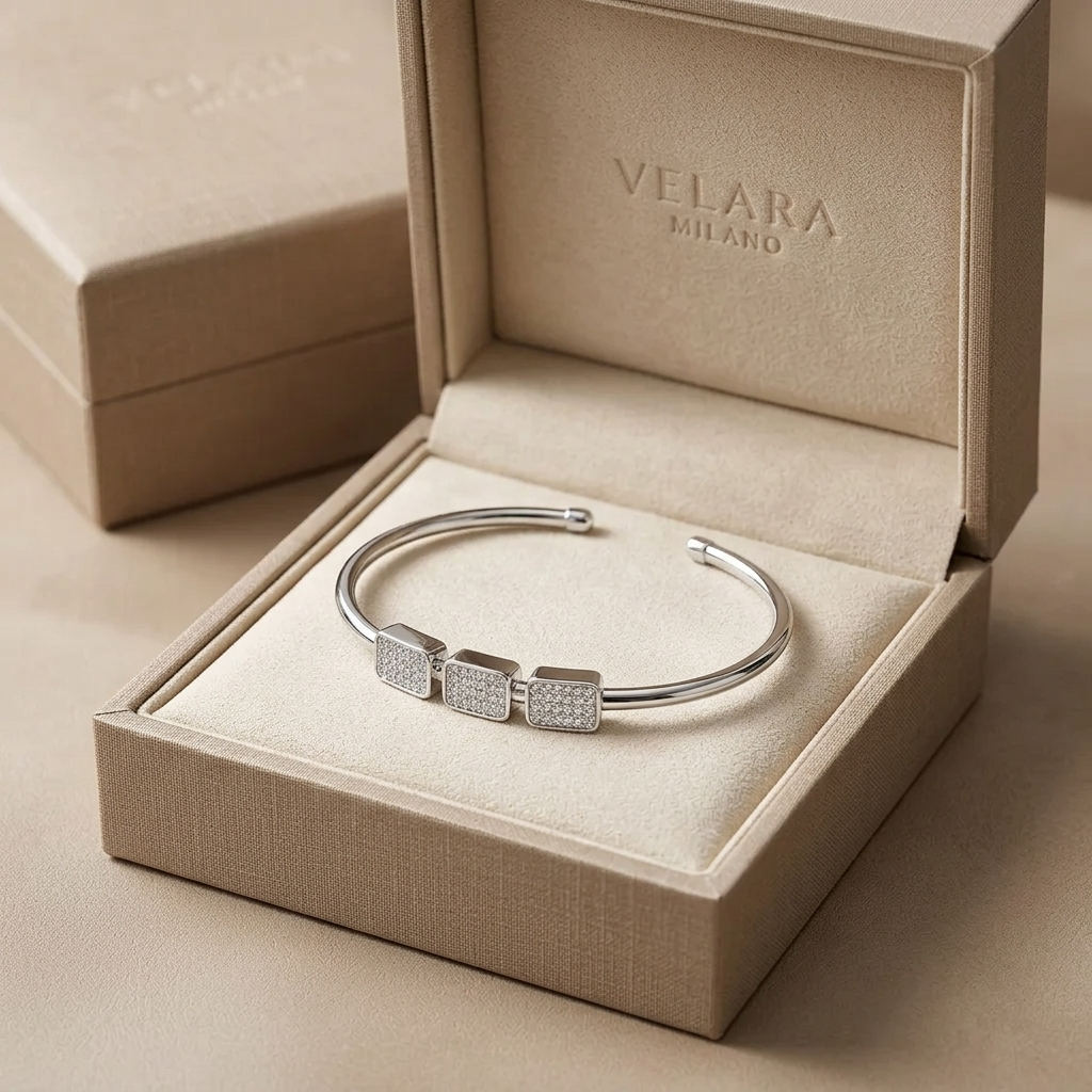 Bracelet Featuring Top-quality Moissanite, Made Of S925 Silver
